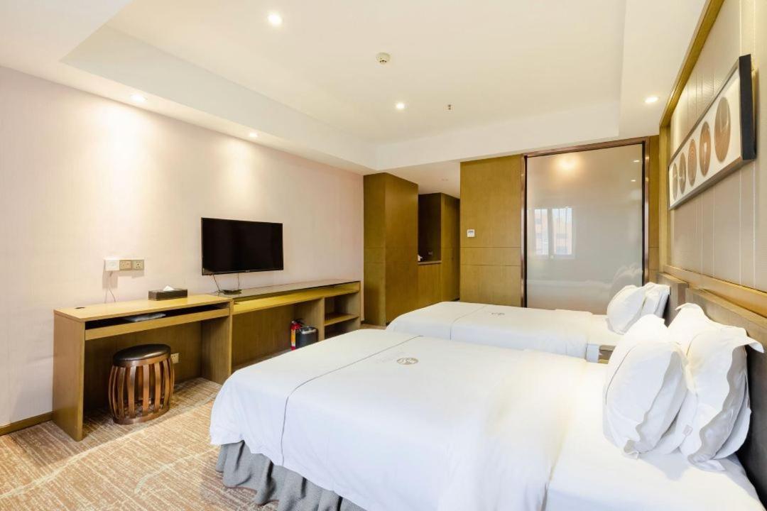 Lnsail Hotel Shenzhen Luohu Port Railway Station Exterior foto